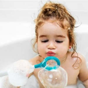 Bath Time: Boon Bubble Dippers