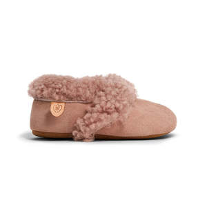 Baby Shower Gifts: Pretty Brave Cosy Moc - Dusky Pink
