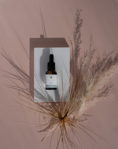 Products: Nourishe Hydrating Face Oil Nourishe Health Hydrating Face Oil rejuvenate the skin and reduce the appearance of aging