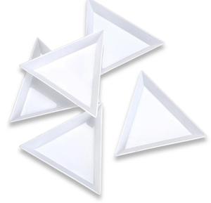 Rhinestones: Triangle tray for rhinestones