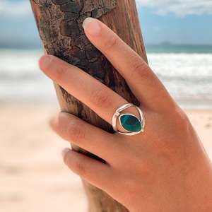 Jewelry: Eye Shape Silver Reversible Ring