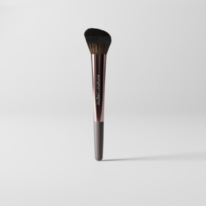 Angled Blush Brush 06