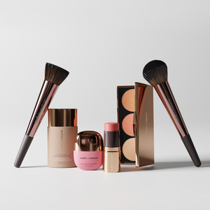 Kits And Bundles: Blush & Glow Kit