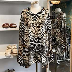 Frontpage: House of Franks by Camilla Silk Top - SIZE NZ M