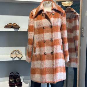 Coop Double Scoop Coat - SIZE NZ M