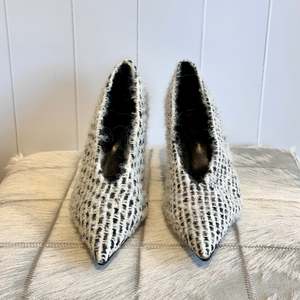 Camilla and Marc Rhys Braided Pump - SIZE 41