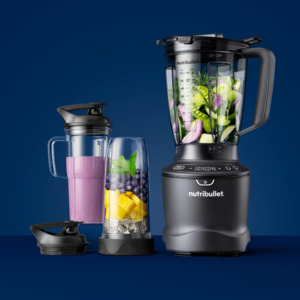 Full Sized Blenders: NutriBullet SmartSense Blender Combo