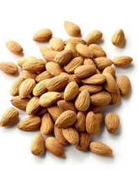 Products: Raw Whole Almond 1kg