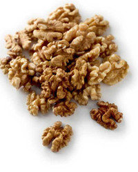 Products: Walnut Halves 1kg