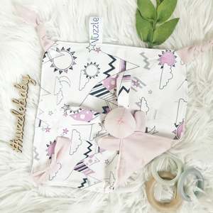 Merino Nuzzle Bunnies: Summer mountains + Blush Merino