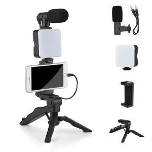 New: Smartphone Vlogging Kit With Tripod Fill Light