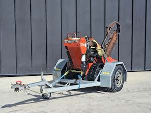 Trenchers: 2011 Ditch Witch RT24 Trencher and Trailer