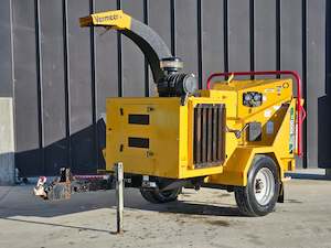 Chippers Stump Grinders: 2021 Vermeer BC1000XL Wood Chipper