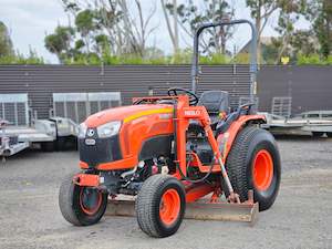 2020 Neilo B3150 Tractor Grader