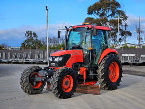 2022 Neilo M7040 Cabin Grader