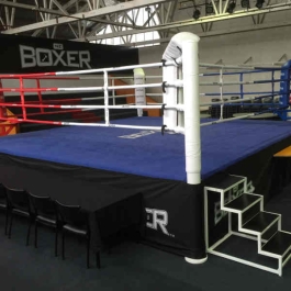 NZ BOXER NZs TOP BRAND FOR SERIOUS FIGHT AND FIGHT FITNESS GEAR BOXING RING 5m x 5m x 1m
