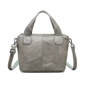 Leather Shoulder Bag – Compact Crossbody Handbag