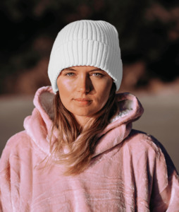 Accessories: CABLE KNIT BEANIE - WHITE