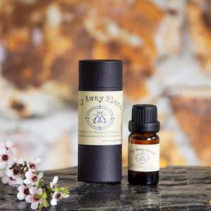 Essential Oil Blend: Fly Away - Essential Oil Blend - 10ml