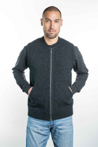 Outlet: Crew Neck Possum Merino Silk Zip Vest KORU