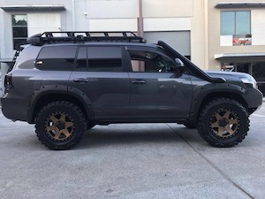 Flares: Kut Snake Flares to Fit Toyota LC200 Models