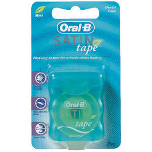 Dental Floss: Oral B Satin Tape Mint 25M