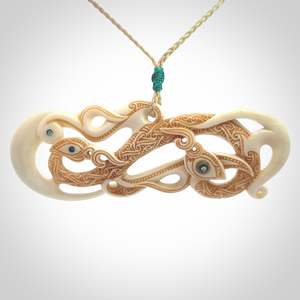 Andrew Doughty: HURU RANGATIRA