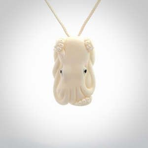 Under Nzd200: VIGILANT