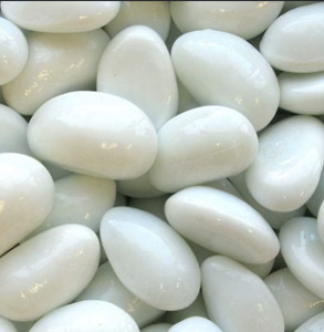 Snow White: High Gloss Snow White Pebbles (Medium Size 20kg)