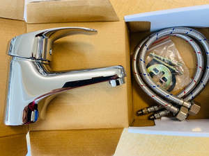 [T114] Basin tap -- Good value (Watermark)