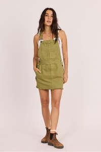 Sisstrevolution Ezra Pinifores