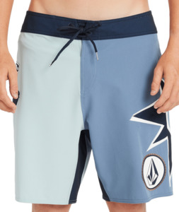 Mens Shorts: Volcom St4r G4zer Mod 20" Boardshort