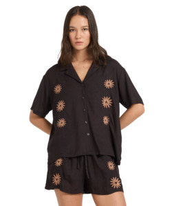 Womens Apparel: Volcom Florez II Shirts