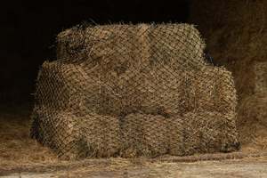 Hay Nets And Bags: NZ Tack Silage Bale Hay Net