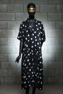Moyuru: MOYURU Spot Dress