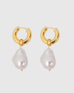 New Goodness: Pearl Earrings - Gold