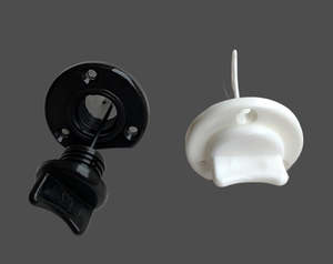 Plumbing: Drain Bung 1" Square Thread Plug & Base White