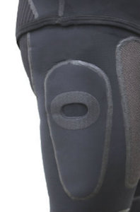 Wetsuits: Knife Pouch Leg Fitted