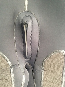 Wetsuits: Zip Scupper Fitted