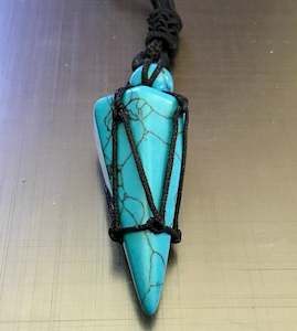 Crystal pendant necklace (7 variants)