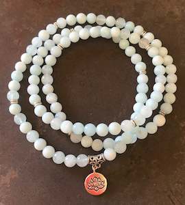 Necklaces: Aquamarine necklace