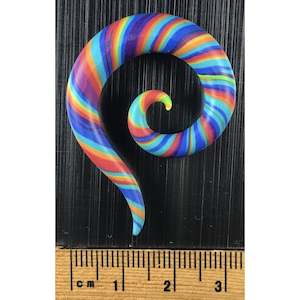 Ear Stretcher: Nr E710 Spiral ear gauge 7mm