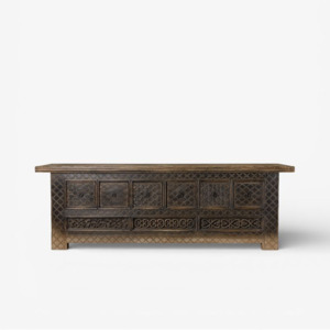 Furniture: Nomad Coffer