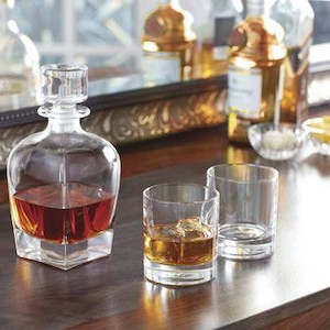 Decanters Jugs: Whiskey 3-piece set