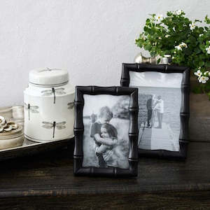 Decor: Faux Bamboo Black Photo Frame 4x6"