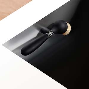 Utensils: The One Brush - Black