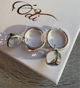 Metals And Pearls: Glass Cushion Hoops Silver/Clear