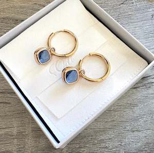 The Odi Edit: Sapphire Blue- Gold -Cushion Huggies