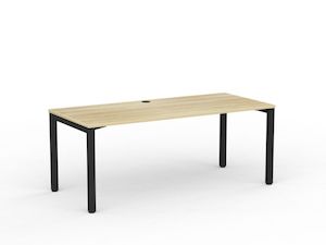 Fixed Height Desks: Cubit Desk