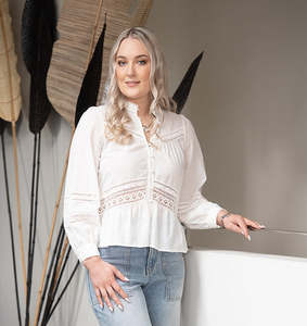 Preorder: *** PRE ORDER *** Harlem Maya Blouse - White